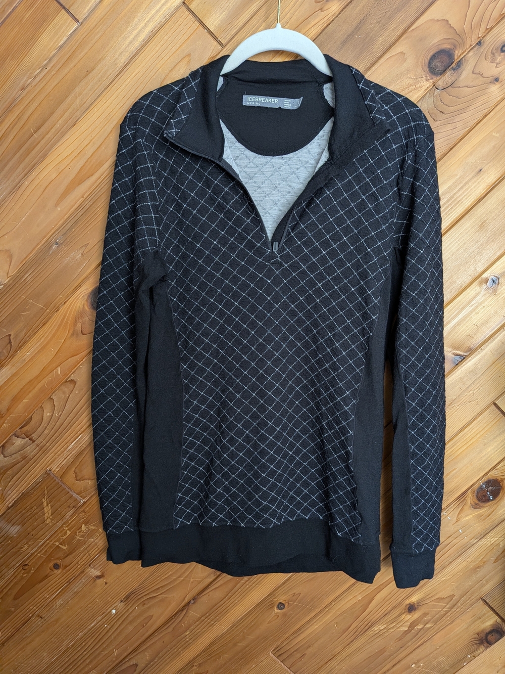 Icebreaker Merino Wool Textured Diamond Grid Quarter Zip Pullover Sweater Black - Picture 2 of 6